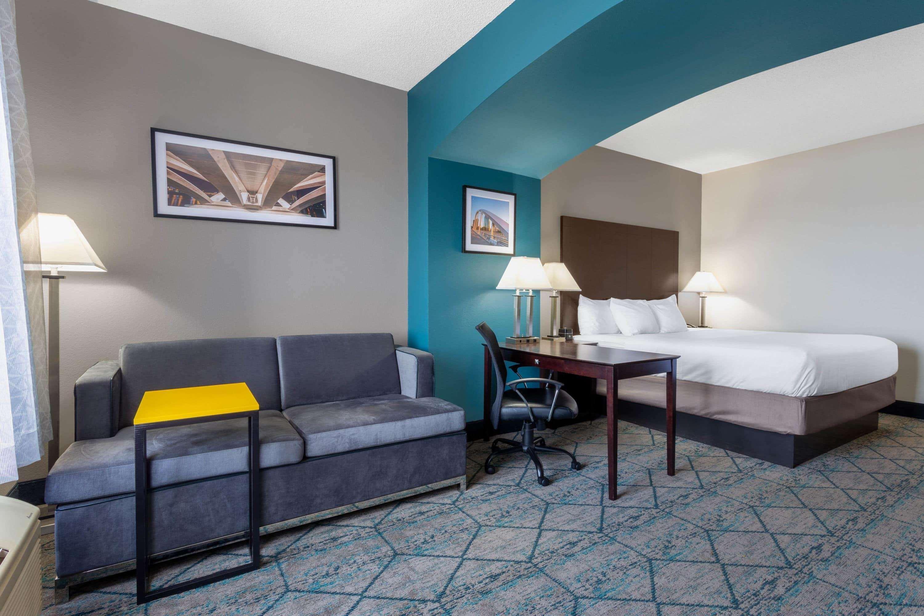 La Quinta By Wyndham Columbus West - Hilliard Hotel Exterior photo